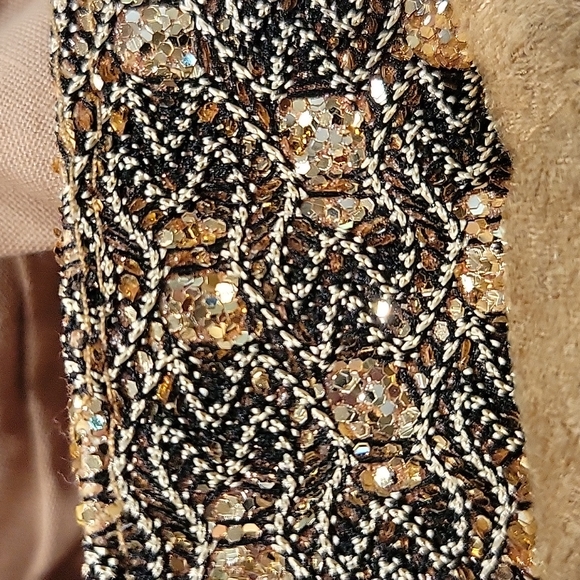 Ladies Cabbie Cap Faux Suede Newsboys Hat with Glitter Ribbon Trim - Picture 6 of 6